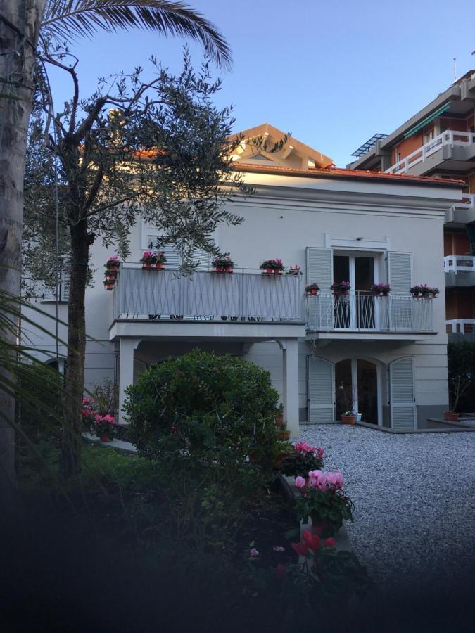 Guesthouse Villa Jung 博尔迪盖拉 外观 照片