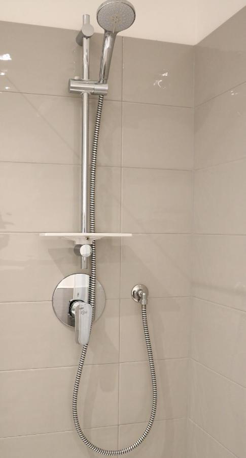 Guesthouse Villa Jung 博尔迪盖拉 外观 照片